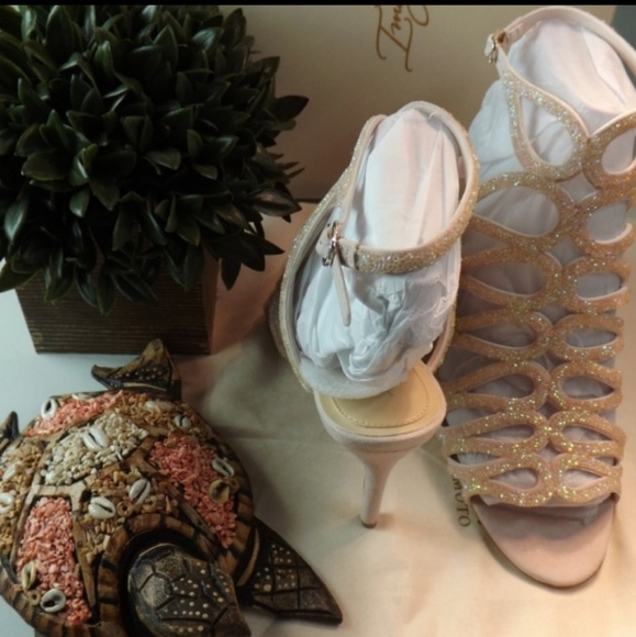 Imagine Vince Camuto Women's size 9.5M Heels New - Picture 6 of 7